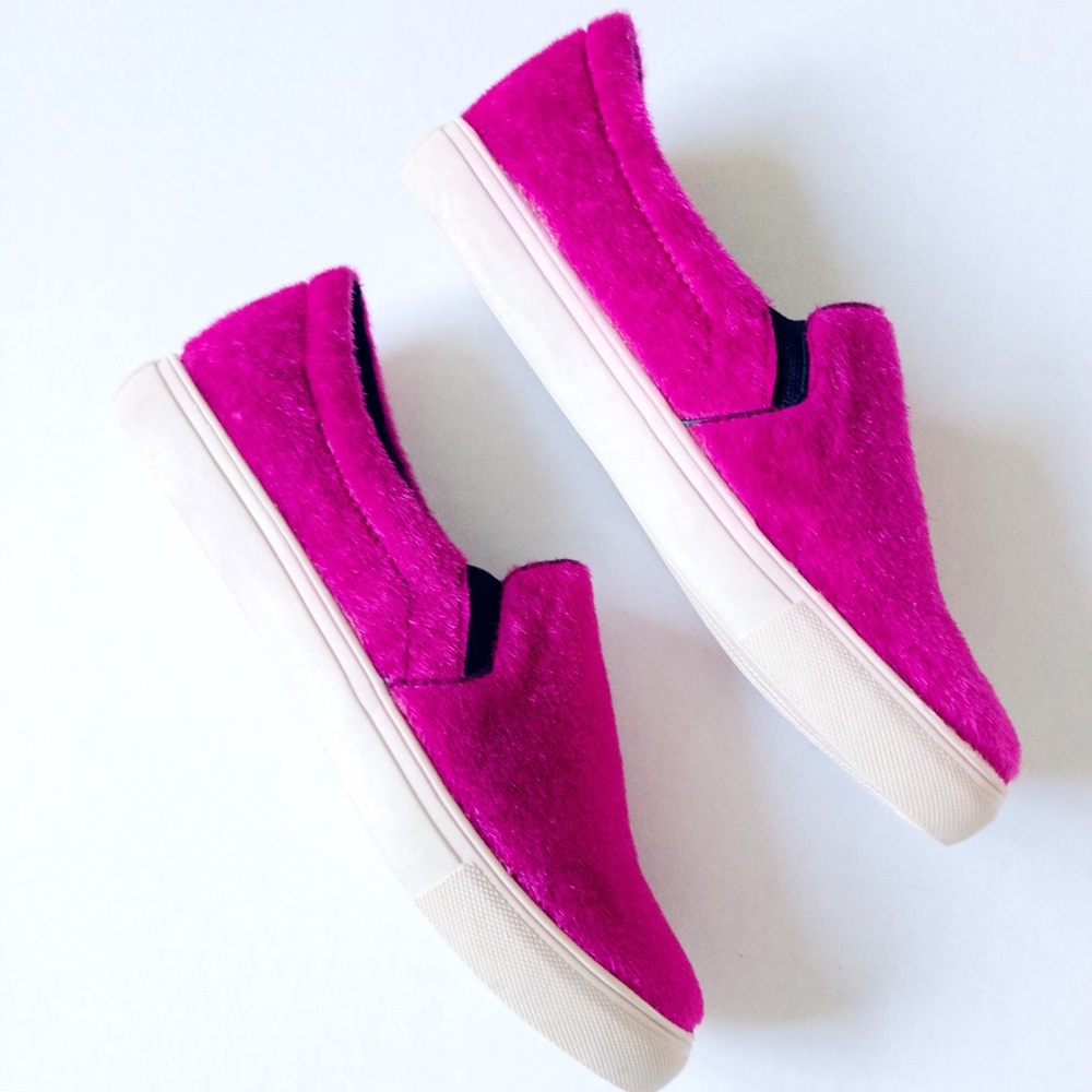 Slip-On Shoes - Picture 2 of 3